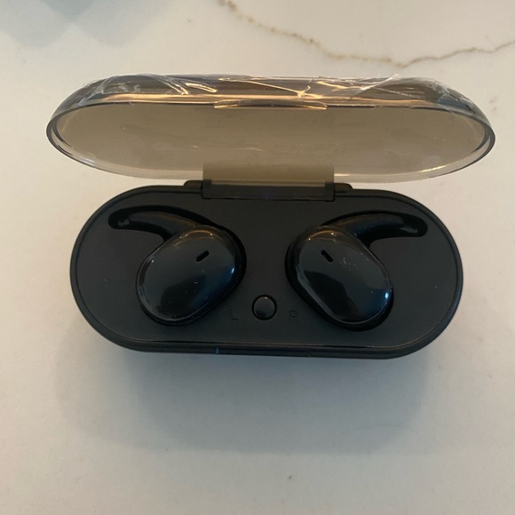 Y30 TWS Wireless Bluetooth 5.0 Earphone - Picture 4 of 6
